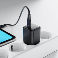 A136 PD40W Fast Charger